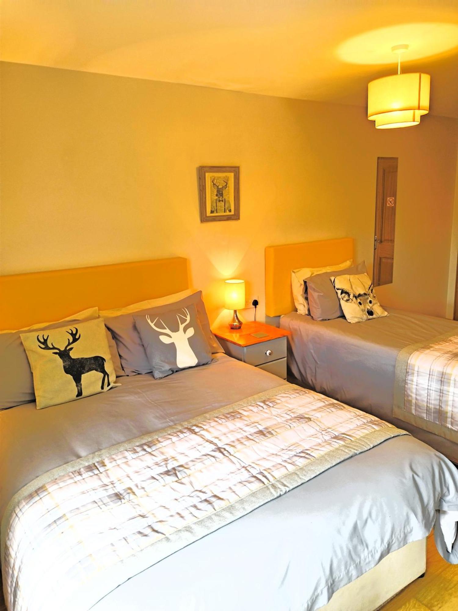 Glenn Eireann House Bed & Breakfast Cushendall Exterior photo