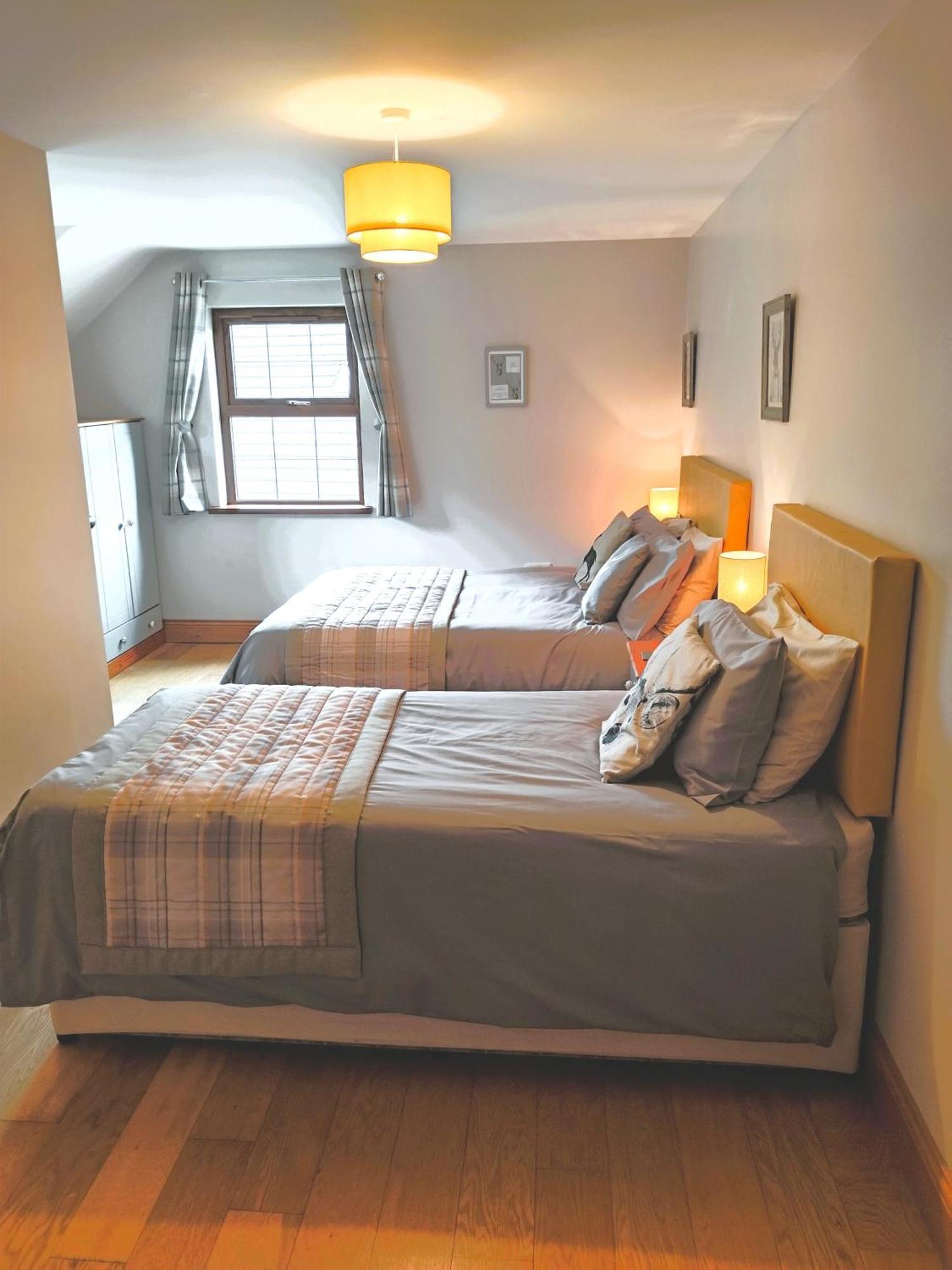 Glenn Eireann House Bed & Breakfast Cushendall Exterior photo