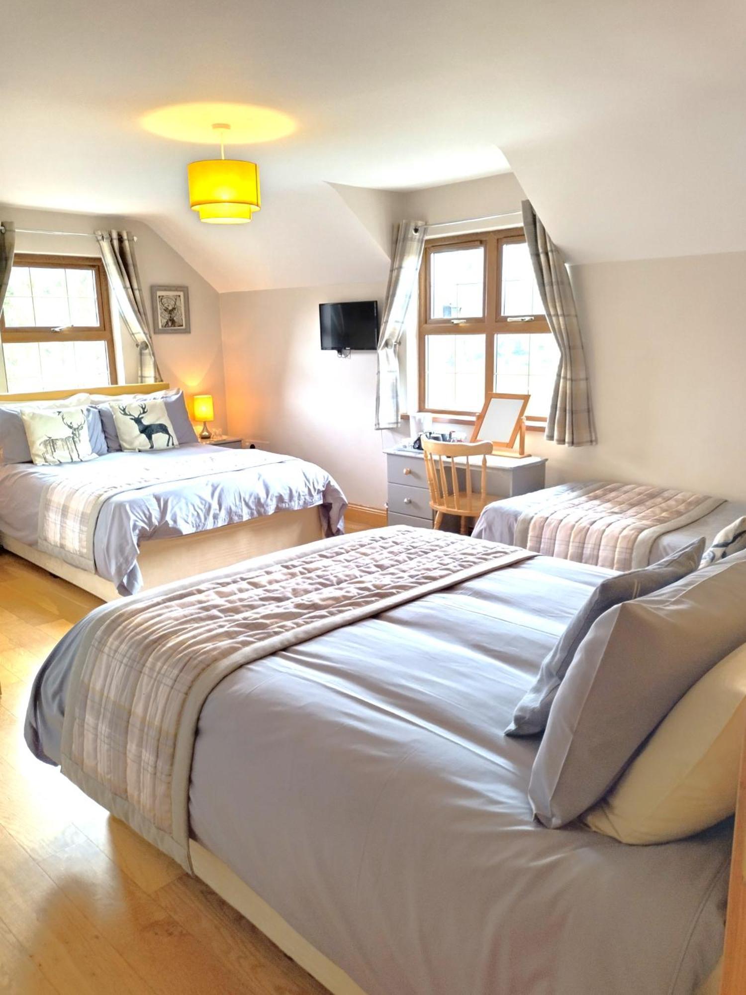 Glenn Eireann House Bed & Breakfast Cushendall Exterior photo