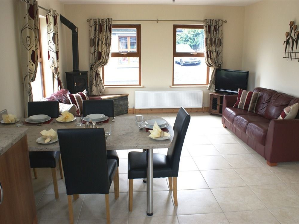 Glenn Eireann House Bed & Breakfast Cushendall Exterior photo